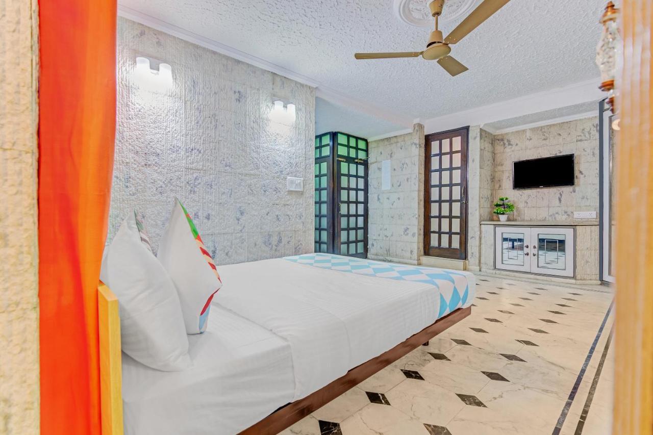 Maison d'hôtes Oyo 78128 Del1952 Hmoca
